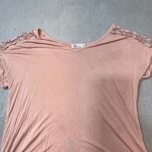 89th + Madison Womens Pink Rhinestone Shoulder V-Neck High-Low Top‎ L
